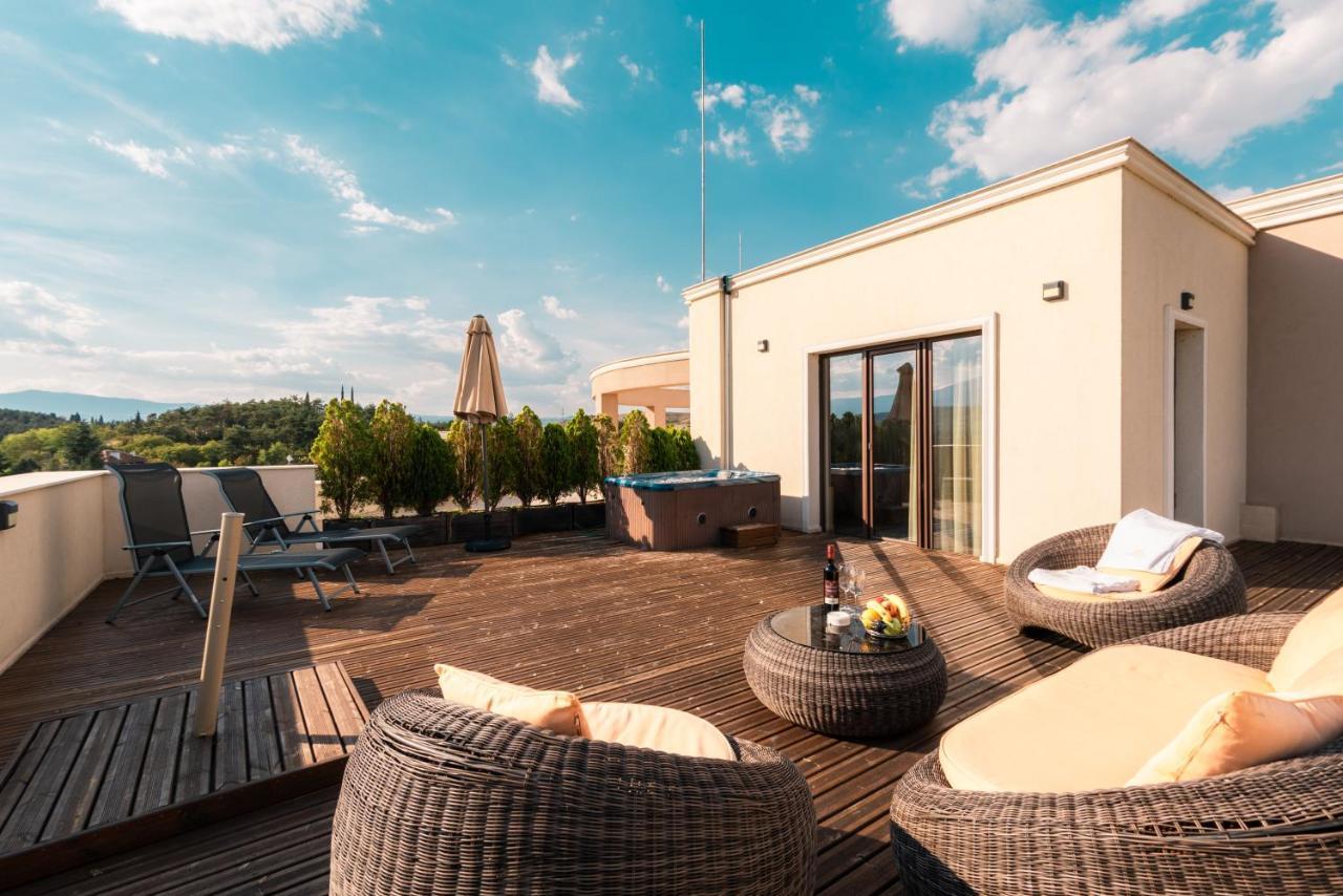 Mantar Spa Hotel Marikostinovo Экстерьер фото